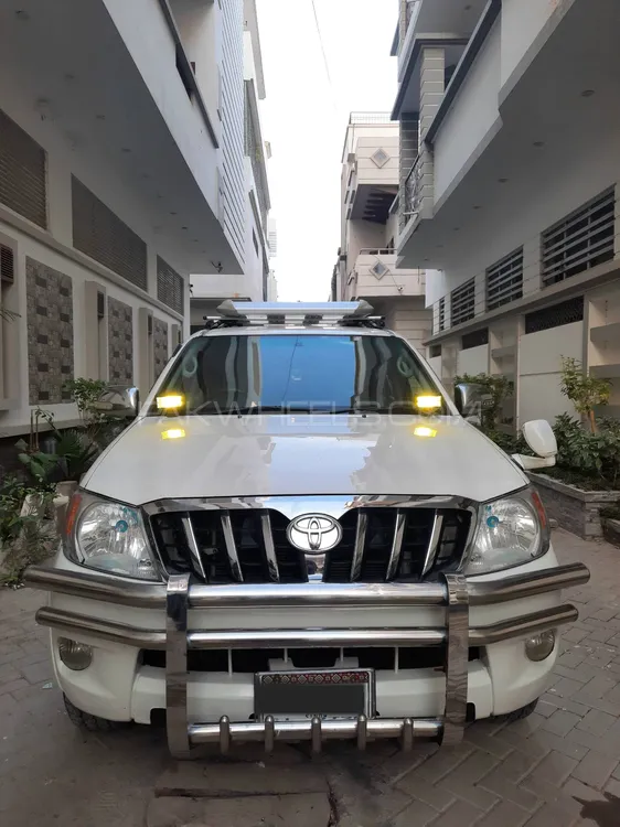 Toyota Hilux 2011 for sale in Hyderabad