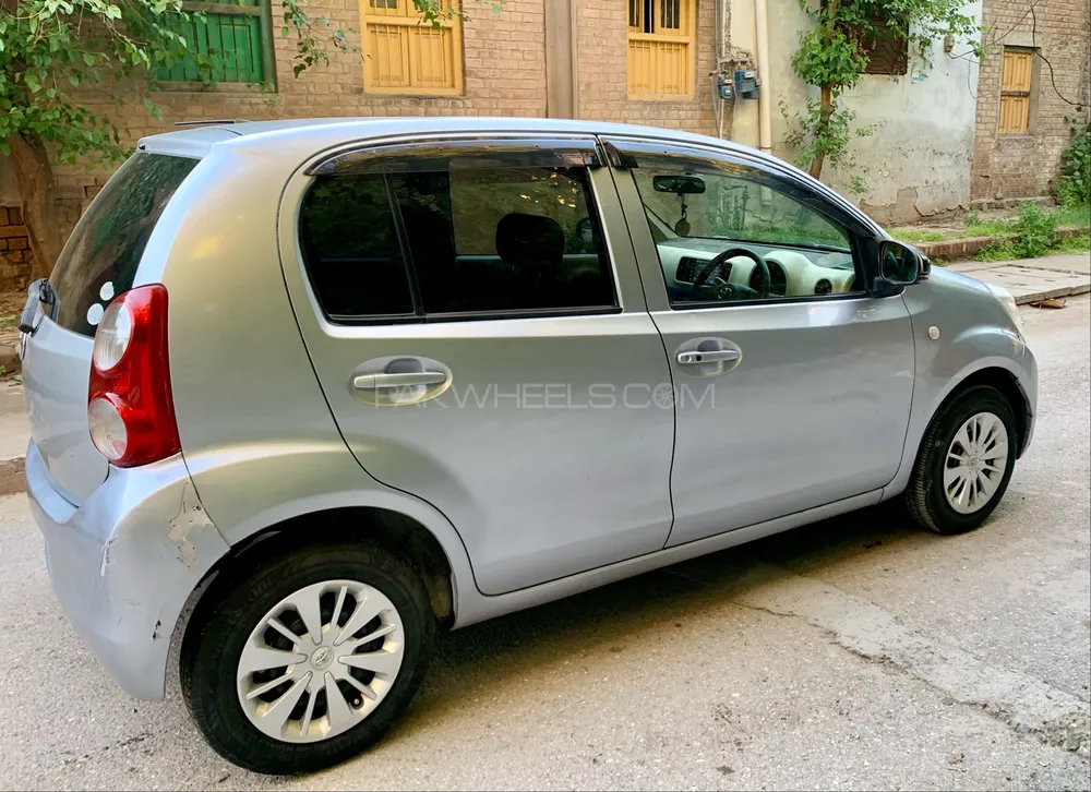 Toyota Passo 2011 for sale in Peshawar