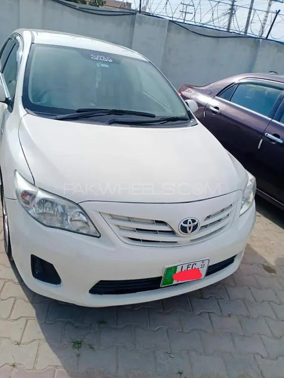 Toyota Corolla 2013 for Sale in Gujrat Image-1
