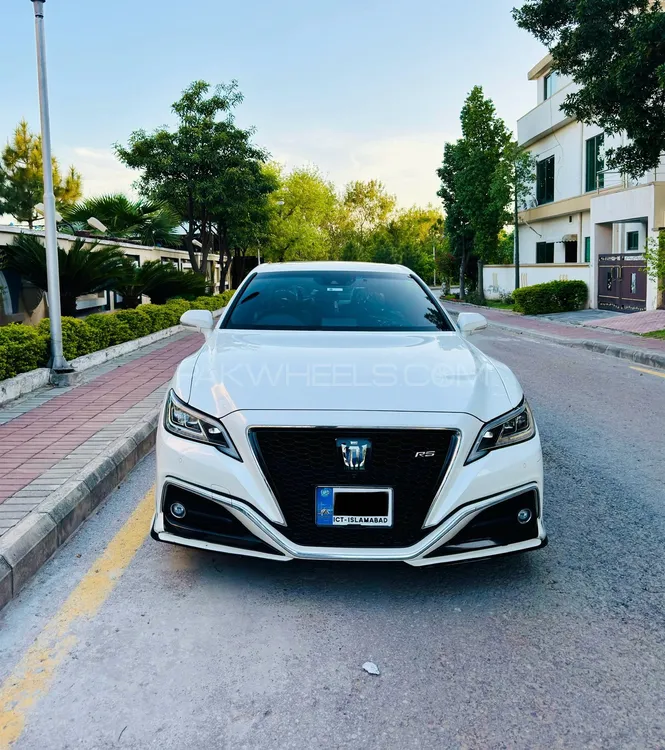 Toyota Crown 2018 for Sale in Islamabad Image-1