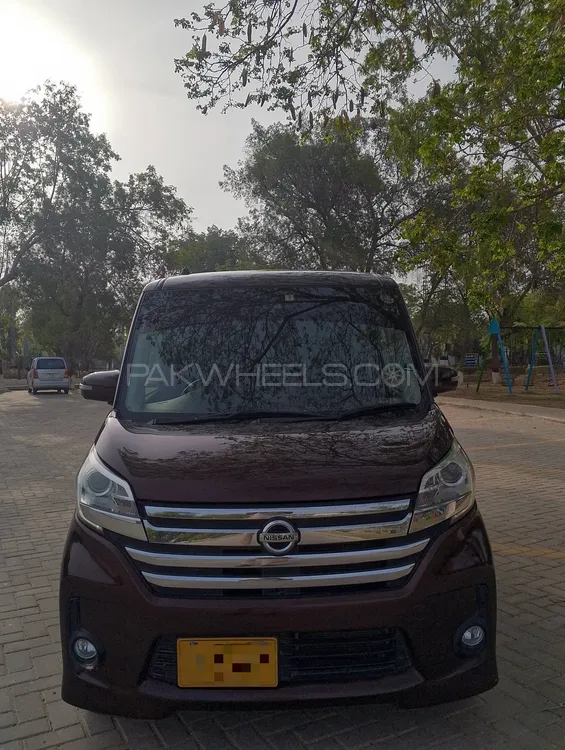 Nissan Roox 2015 for Sale in Hyderabad Image-1