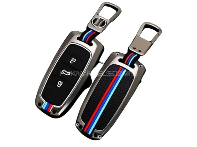 Proton X70 Metal And Silicon Keycover With Keychain  Image-1