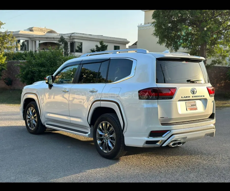 Toyota Land Cruiser 2021 for sale in Lahore