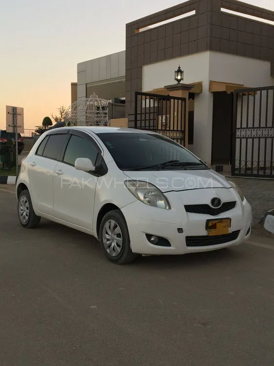 Toyota Vitz 2009 for sale in Karachi