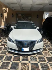 Toyota Crown 2015 for Sale