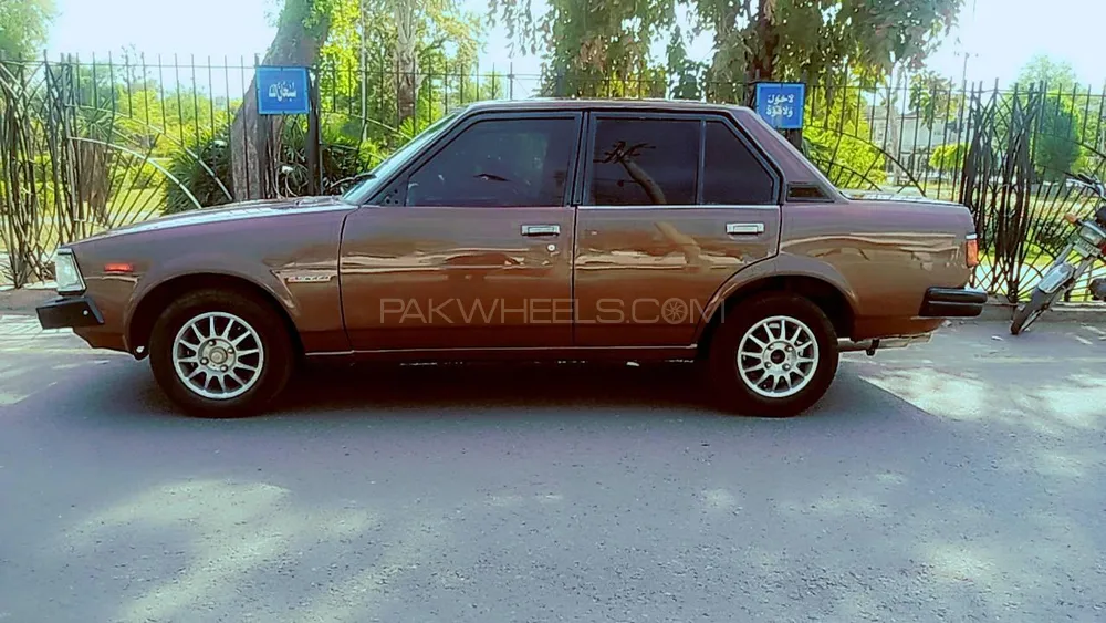 Toyota Corolla 1982 for sale in Faisalabad