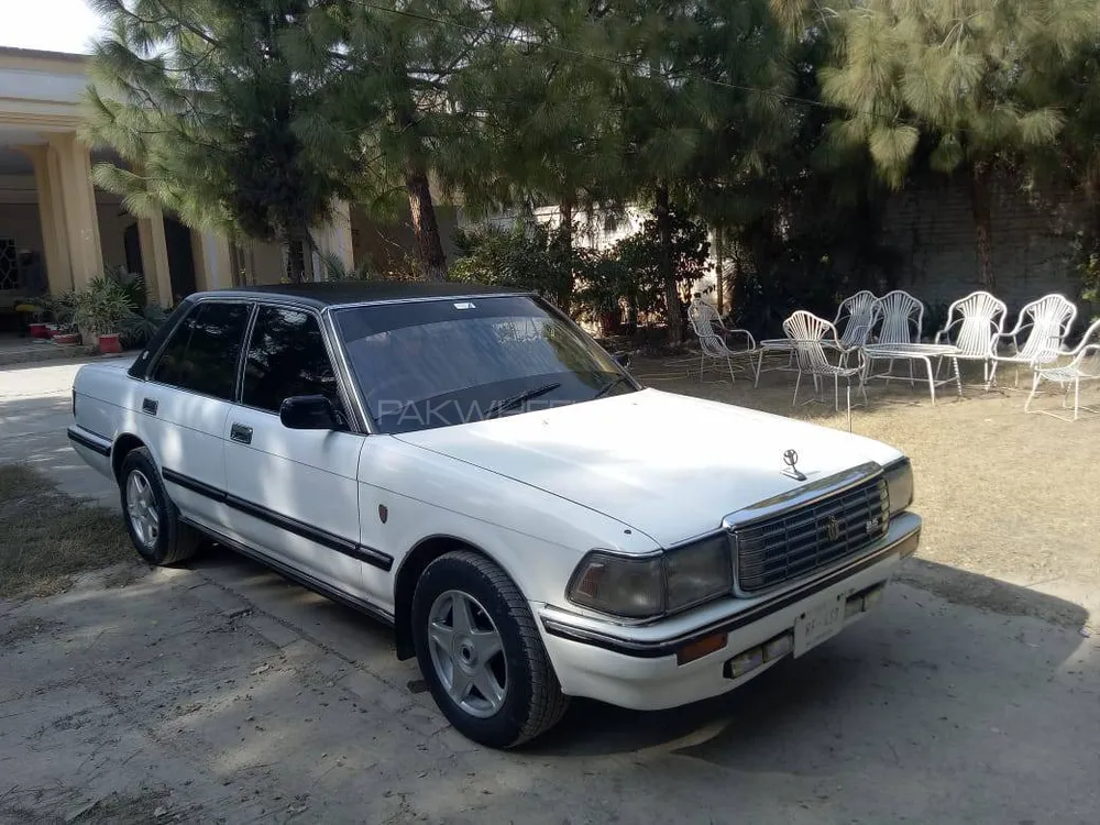Toyota Crown 1990 for Sale in Peshawar Image-1