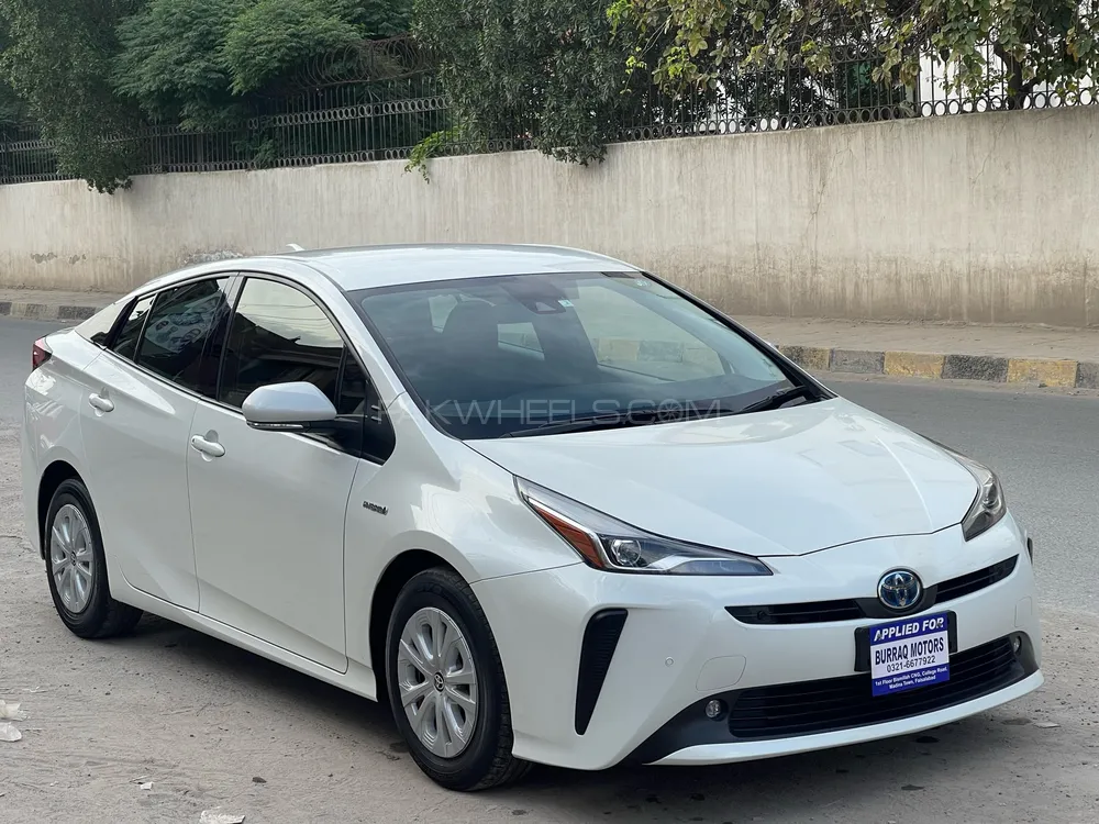 Toyota Prius 2020 for Sale in Faisalabad Image-1