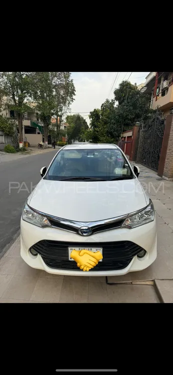 Toyota Corolla Axio 2020 for Sale in Gujranwala Image-1