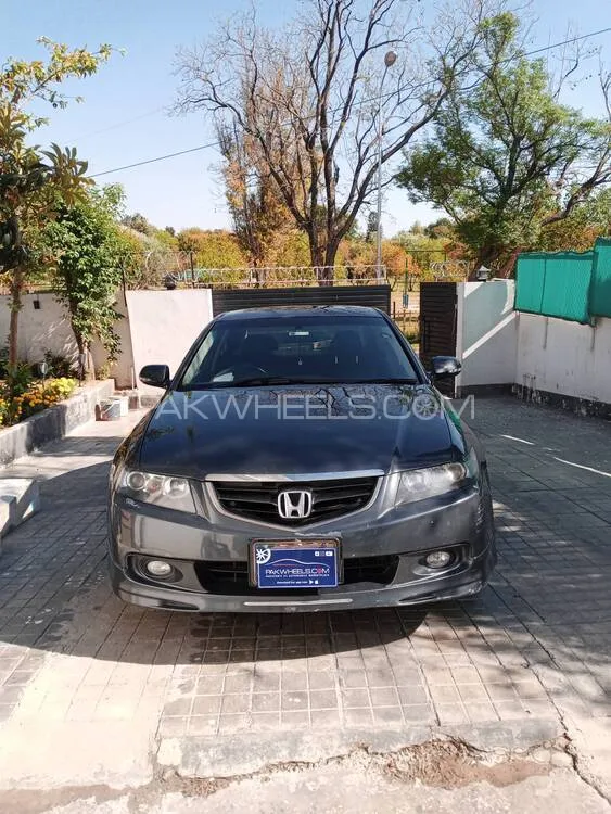 Honda Accord 2005 for Sale in Islamabad Image-1