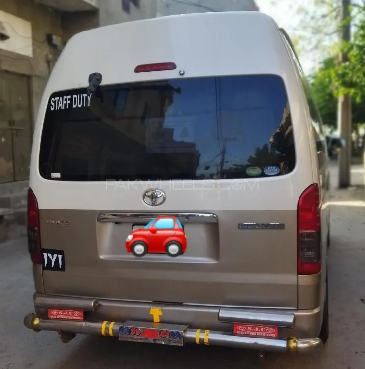 Toyota Hiace 2017 for sale in Lahore
