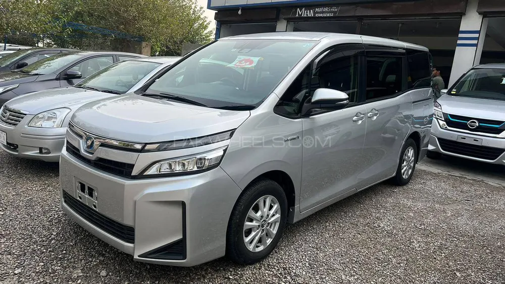 Toyota Voxy 2018 for sale in Islamabad
