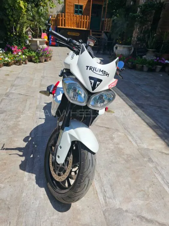 Triumph Street Triple R 2014 for Sale Image-1