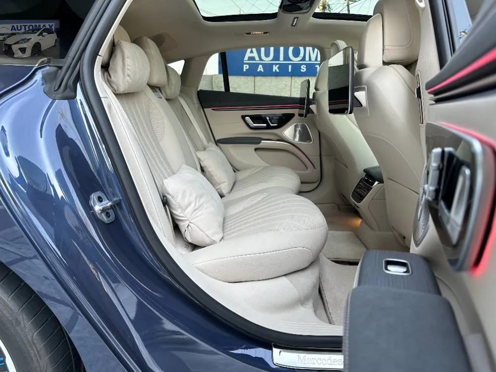 Mercedes Benz EQS 2022 for Sale in Lahore Mercedes Benz EQS 2022 for Sale in Lahore Image-9