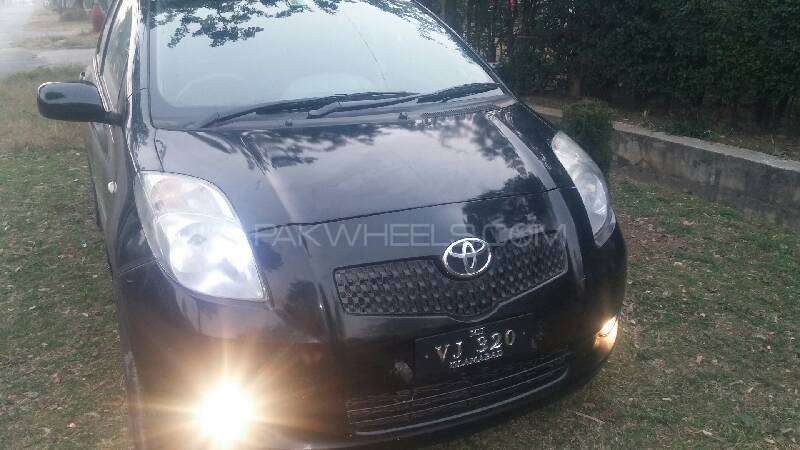 Toyota Yaris 2007 for Sale in Abbottabad Image-1