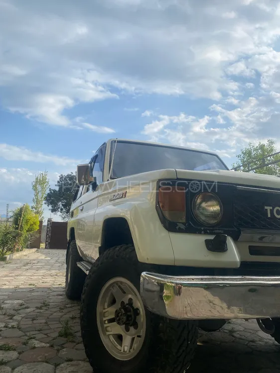 Toyota Land Cruiser 1987 for Sale in Mansehra Image-1
