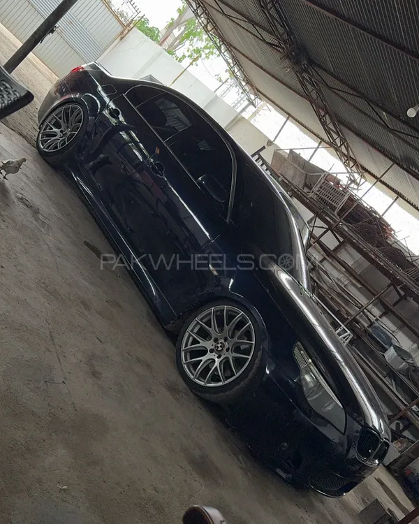 BMW 5 Series 2007 for Sale in Peshawar Image-1