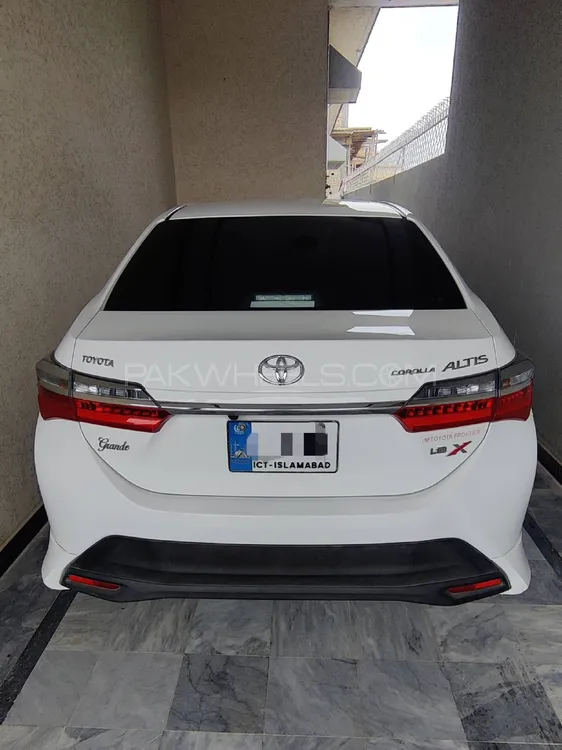 Toyota Corolla 2022 for Sale in Kohat Image-1