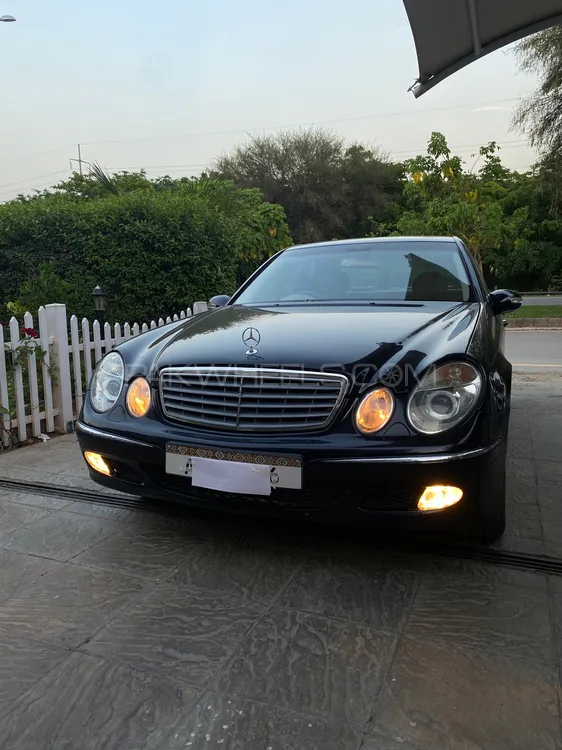 Mercedes Benz E Class 2004 for sale in Islamabad