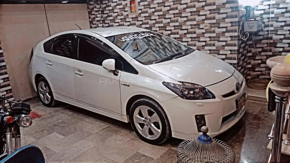 Toyota Prius 2011 for sale in Hyderabad