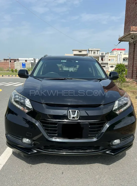 Honda Vezel 2015 for Sale in Hafizabad Image-1