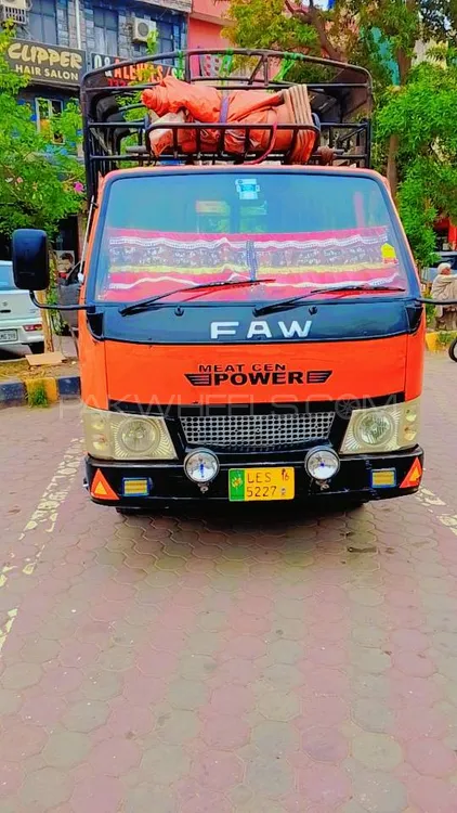 FAW Carrier 2016 for Sale in Lahore Image-1