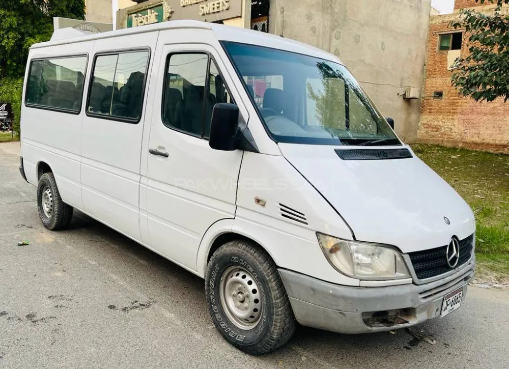 Mercedes Benz Sprinter 2006 for Sale in Lahore Image-1
