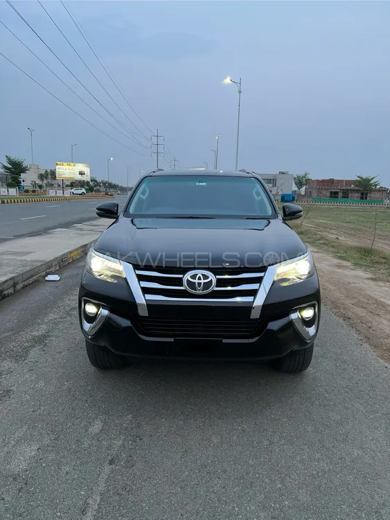 Toyota Fortuner 2018 for sale in Lahore