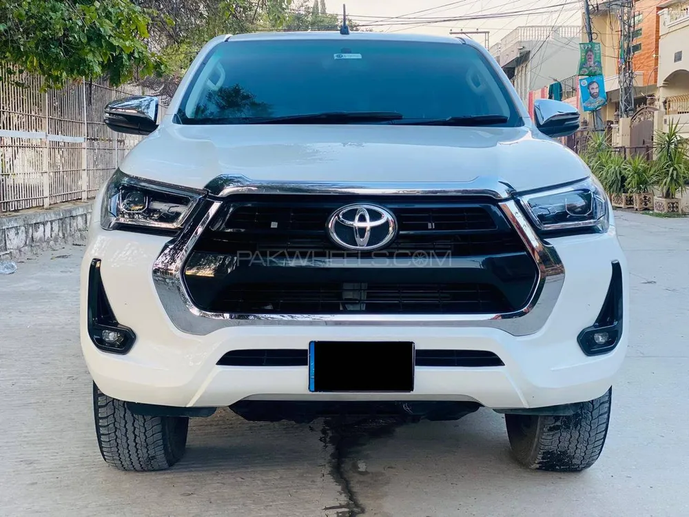 Toyota Hilux 2023 for Sale in Islamabad Image-1