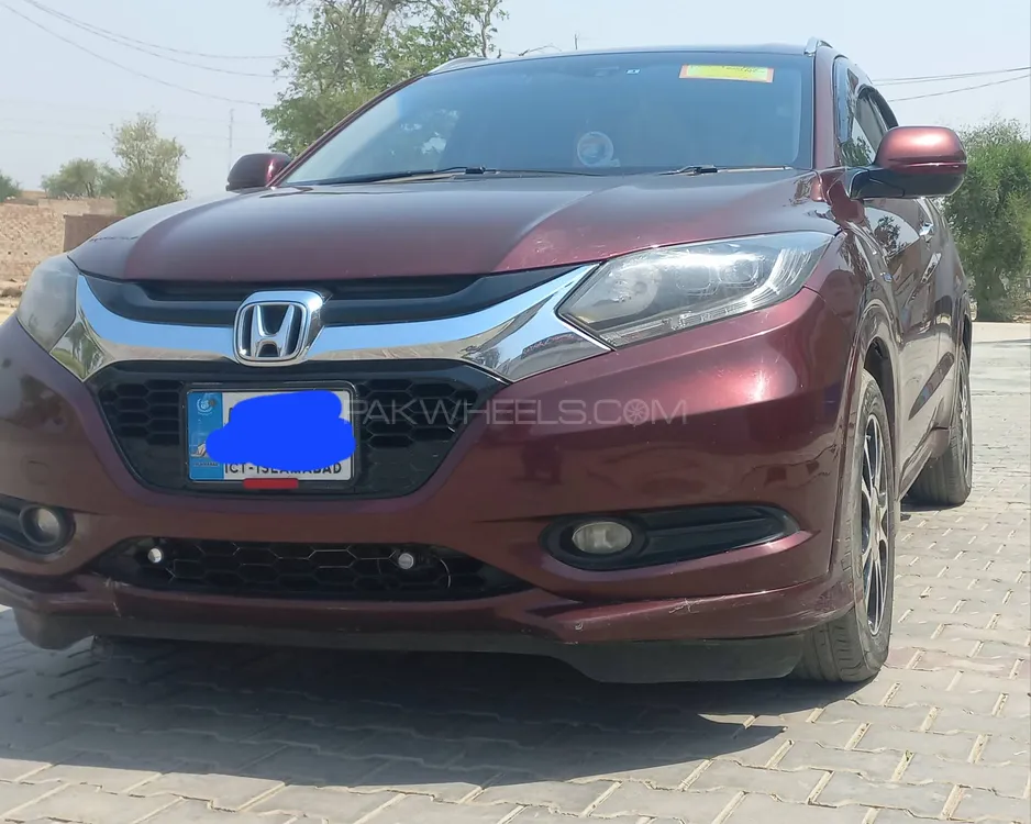 Honda Vezel 2015 for Sale in Pak pattan sharif Image-1
