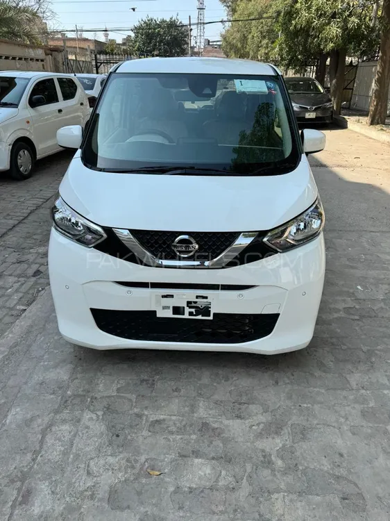 Nissan Dayz 2020 for Sale in Faisalabad Image-1