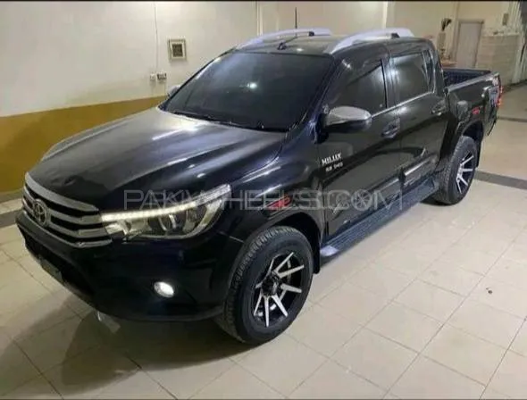 Toyota Hilux 2018 for Sale in Sialkot Image-1