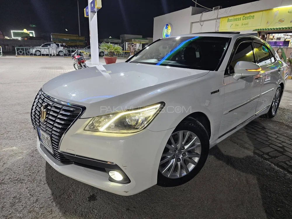 Toyota Crown 2013 for Sale in Quetta Image-1