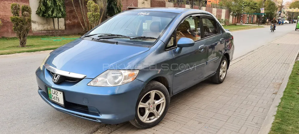 Honda City 2004 for Sale in Lahore Image-1