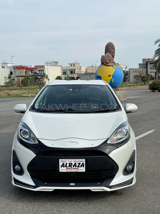 Toyota Aqua 2019 for Sale in Sialkot Image-1