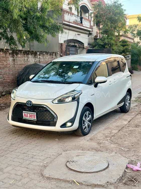 Toyota Sienta 2019 for sale in Sialkot