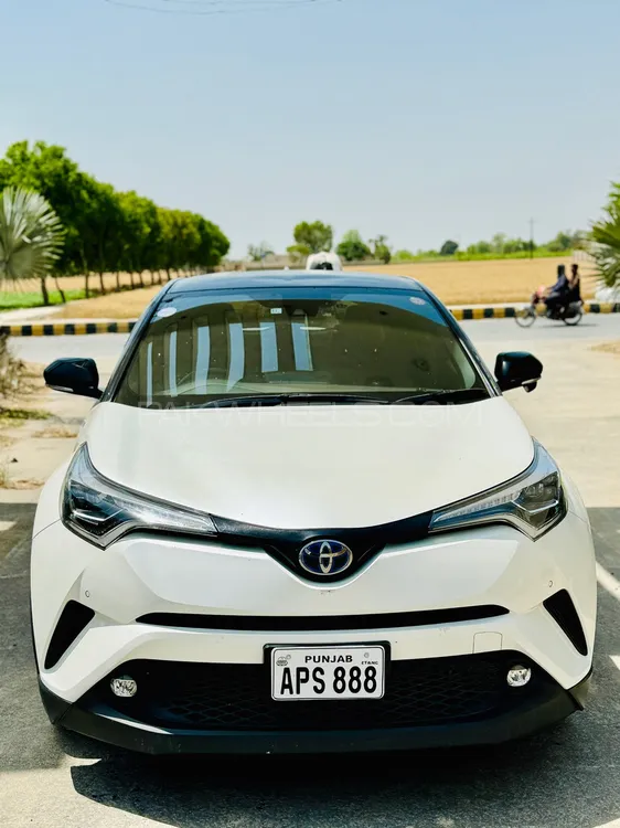 Toyota C-HR 2023 for Sale in Arifwala Image-1