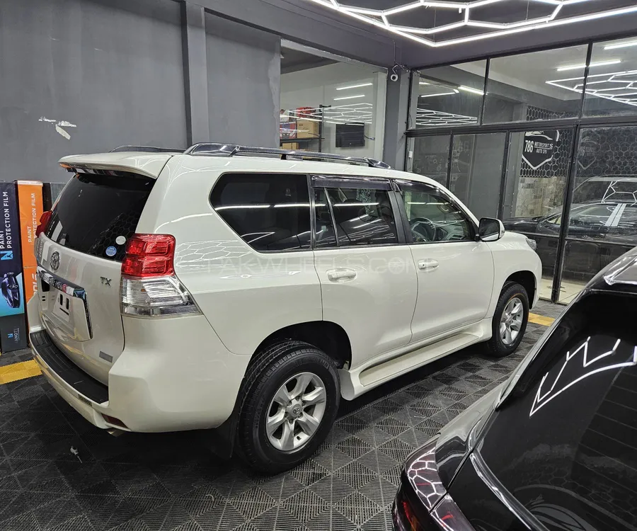 Toyota Prado 2011 for Sale in Sialkot Image-1