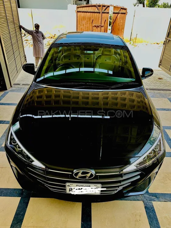 Hyundai Elantra 2023 for Sale in Rahim Yar Khan Image-1