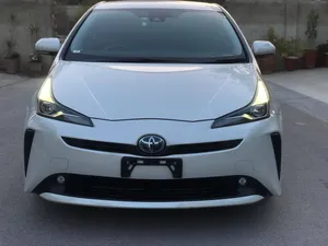 Toyota Prius A Premium 2019 for Sale