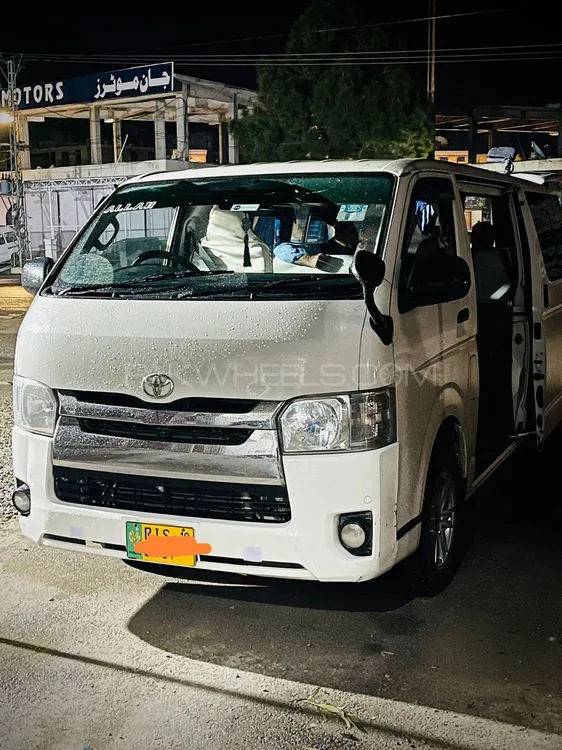 Toyota Hiace 2015 for Sale in Haripur Image-1