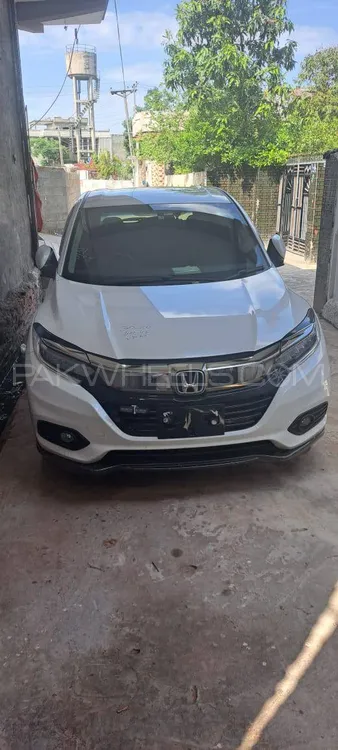 Honda Vezel 2024 for Sale in Sialkot Image-1