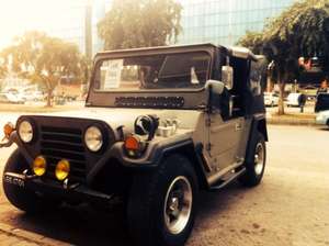 Jeep M 825 - 1981