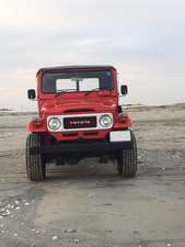Toyota Land Cruiser - 1984