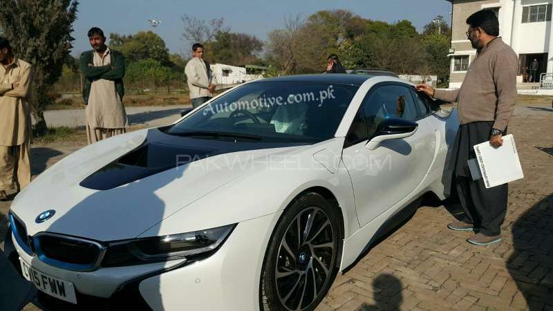 BMW i8 - 2015 2nd BMW I 8 ISLAMABAD  BMW i8 - 2015 2nd BMW I 8 ISLAMABAD  Image-3