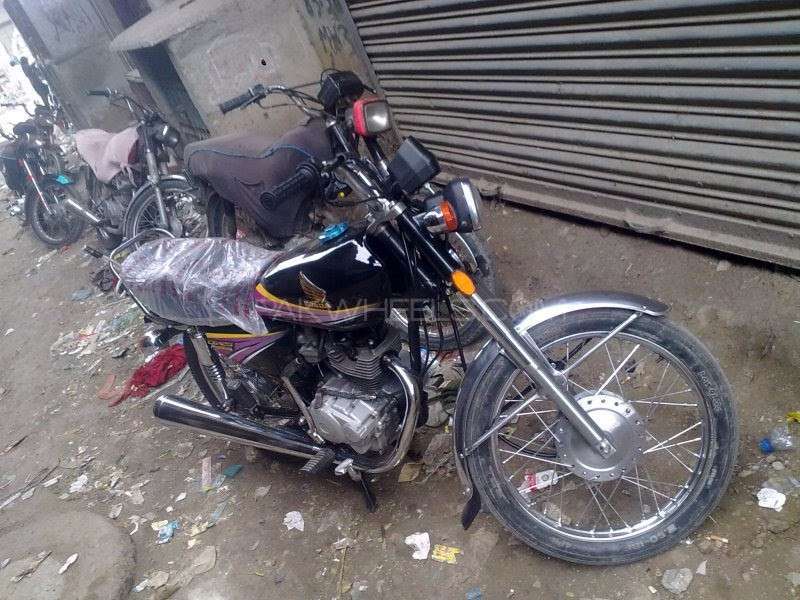 MINI Cooper - 2010 Honda CG 125 2010 MINI Cooper - 2010 Honda CG 125 2010 Image-8