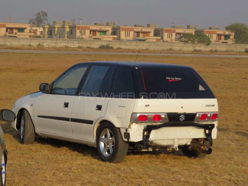 Suzuki Cultus - 2015  Suzuki Cultus - 2015  Image-4