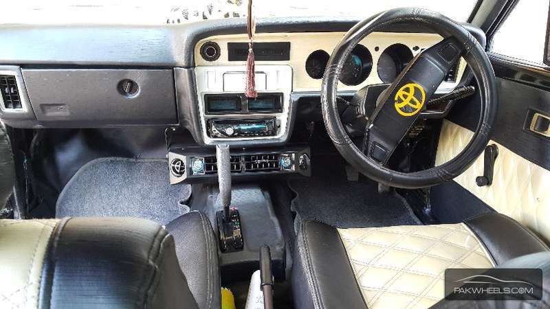 Toyota Corolla - 1979  Toyota Corolla - 1979  Image-8