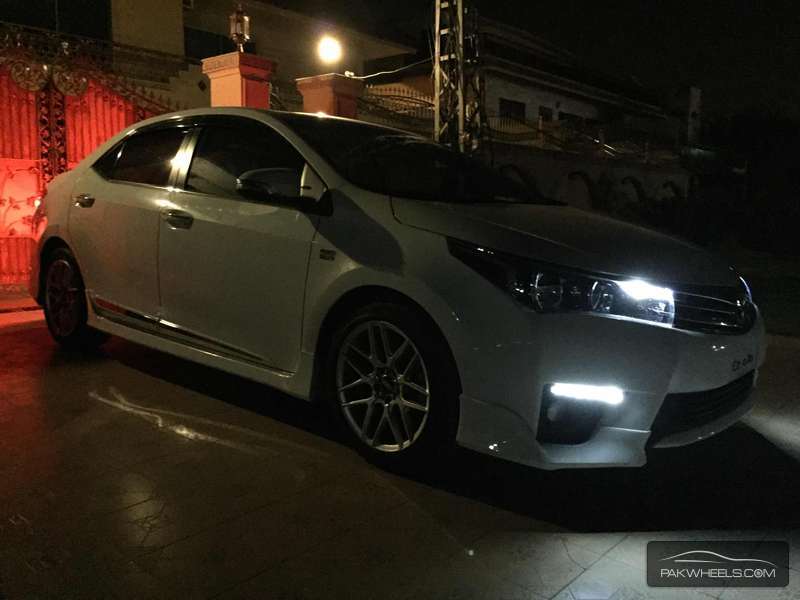 Toyota Corolla - 2015 grande Toyota Corolla - 2015 grande Image-3