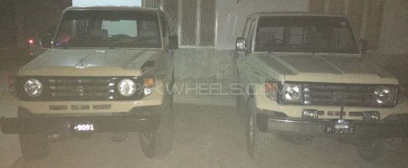 Toyota Land Cruiser - 1987 TWINS browni Toyota Land Cruiser - 1987 TWINS browni Image-11